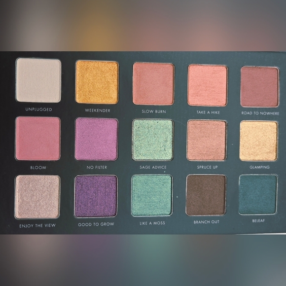 Milani Gilded Gold & Gilded Terra Eyeshadow Palettes – Lightly Used Bundle - Picture 5 of 6